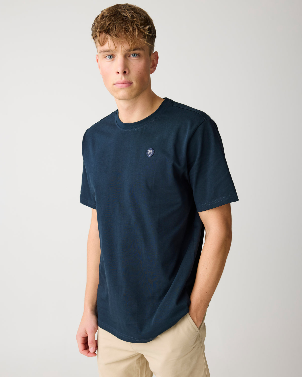 Regular fit Badge t-shirt - Total Eclipse