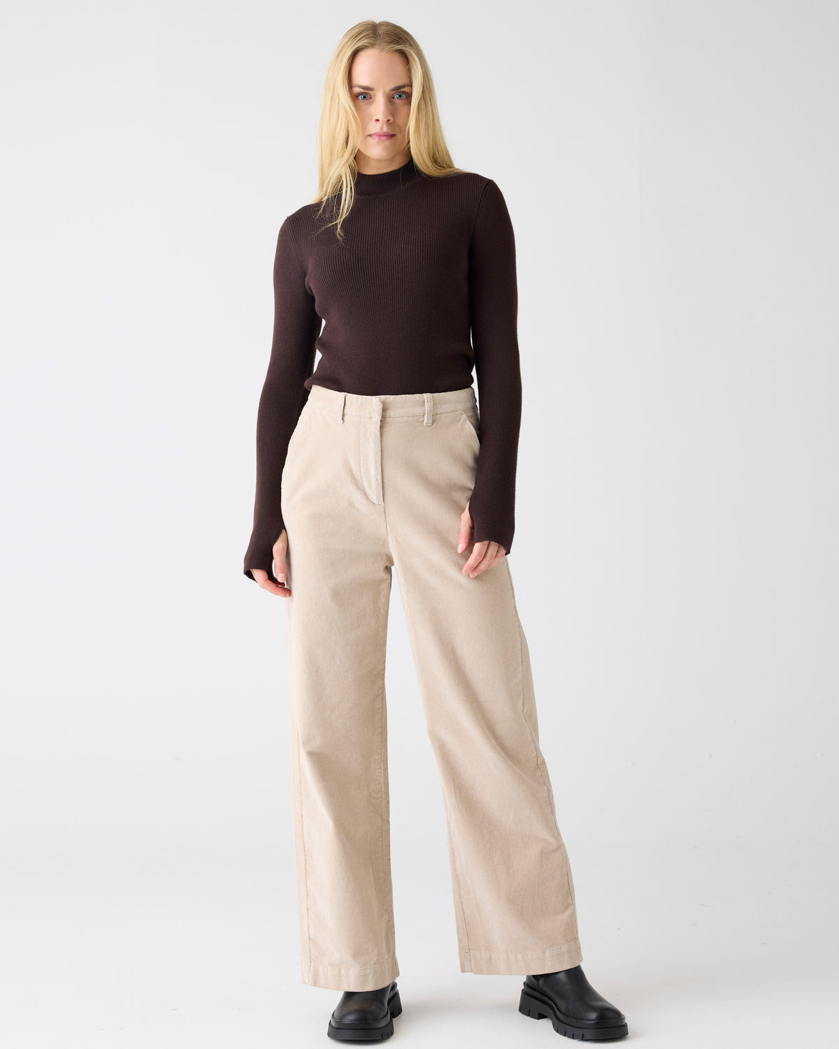 Merino rib mock neck long sleeve t-shirt - Chocolate Torte