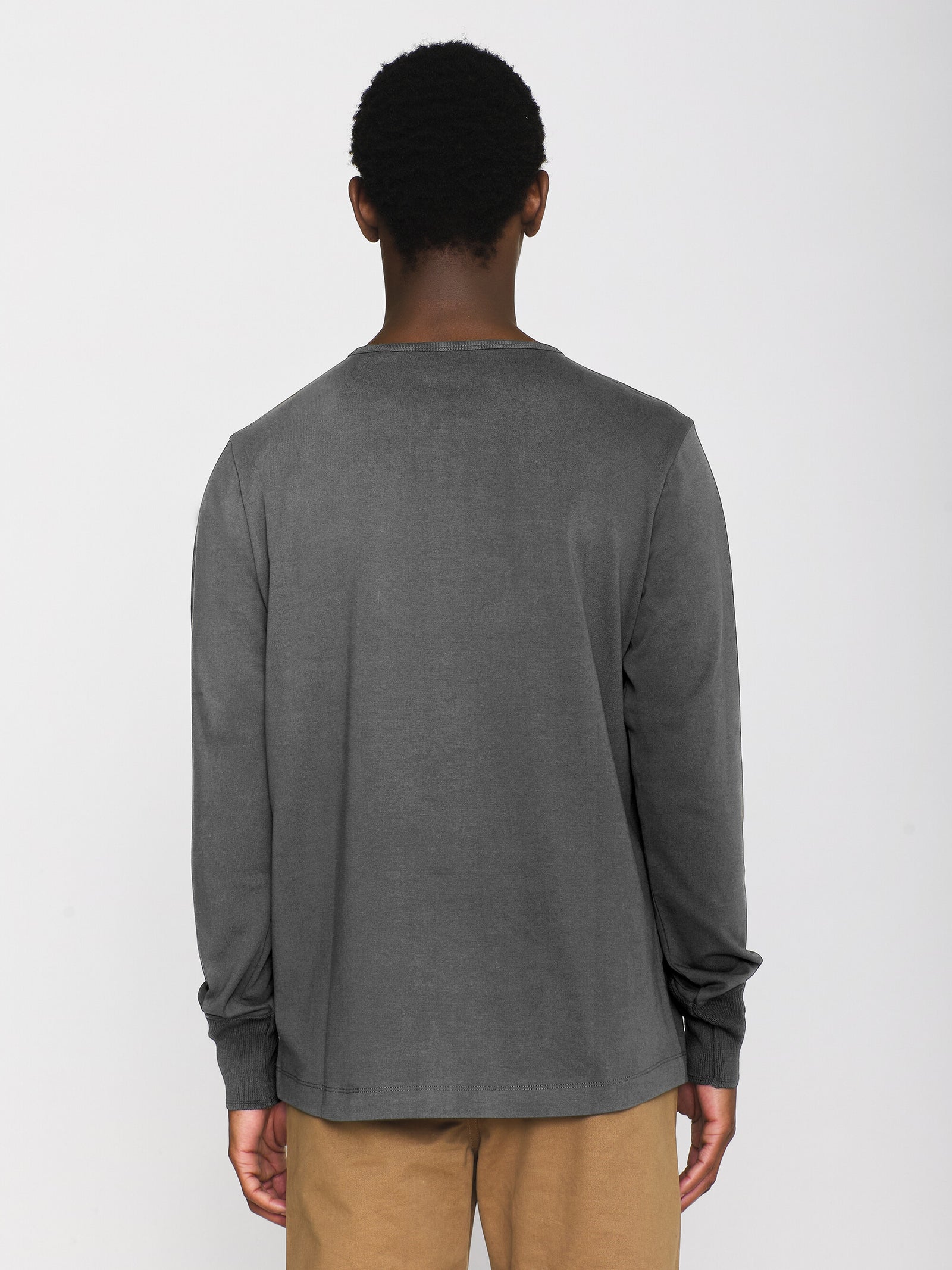 Tシャツ・カットソー BADBLOOD Beyond Soft Henley Neck Long Sleeve Charcoal w-tee2 BO long sleeve henley - Regenerative Organic Certified