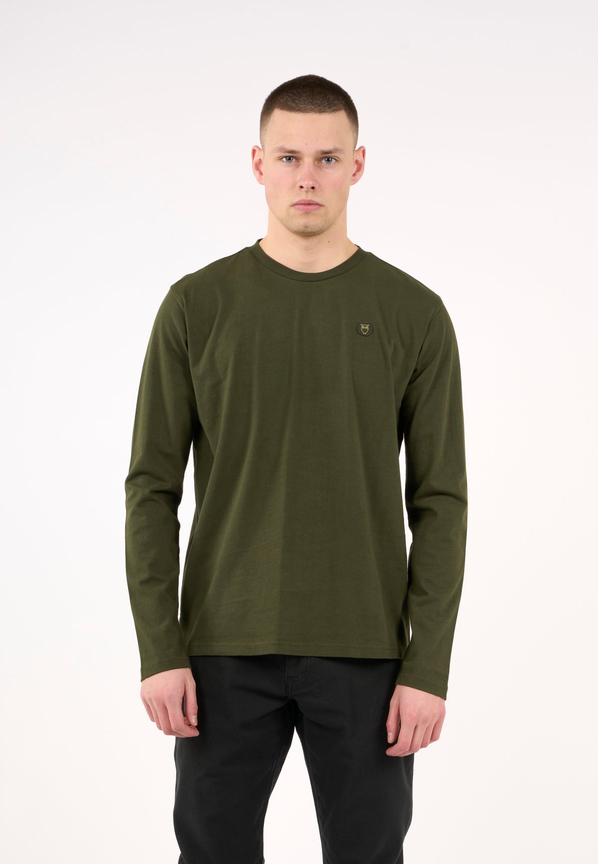 Badge_long_sleeve-Long_Sleeves