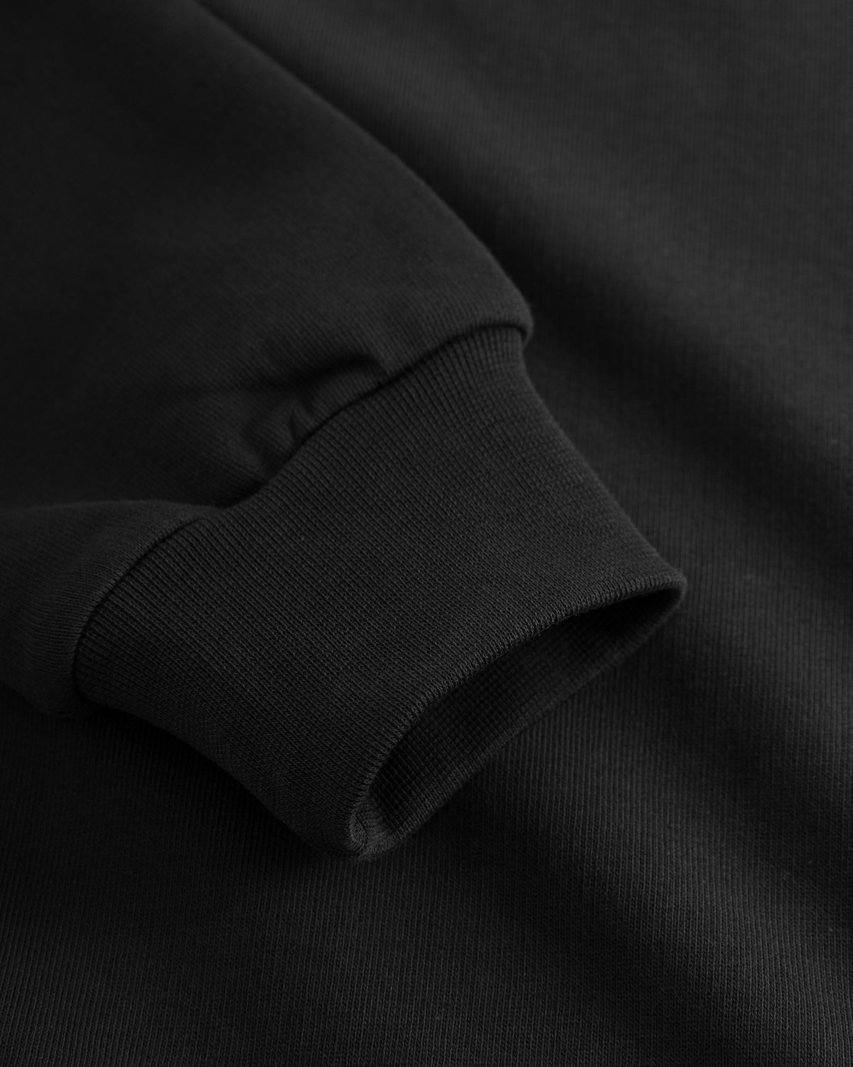 KnowledgeCotton Apparel - MEN Basic badge sweat Sweats 1300 Black Jet