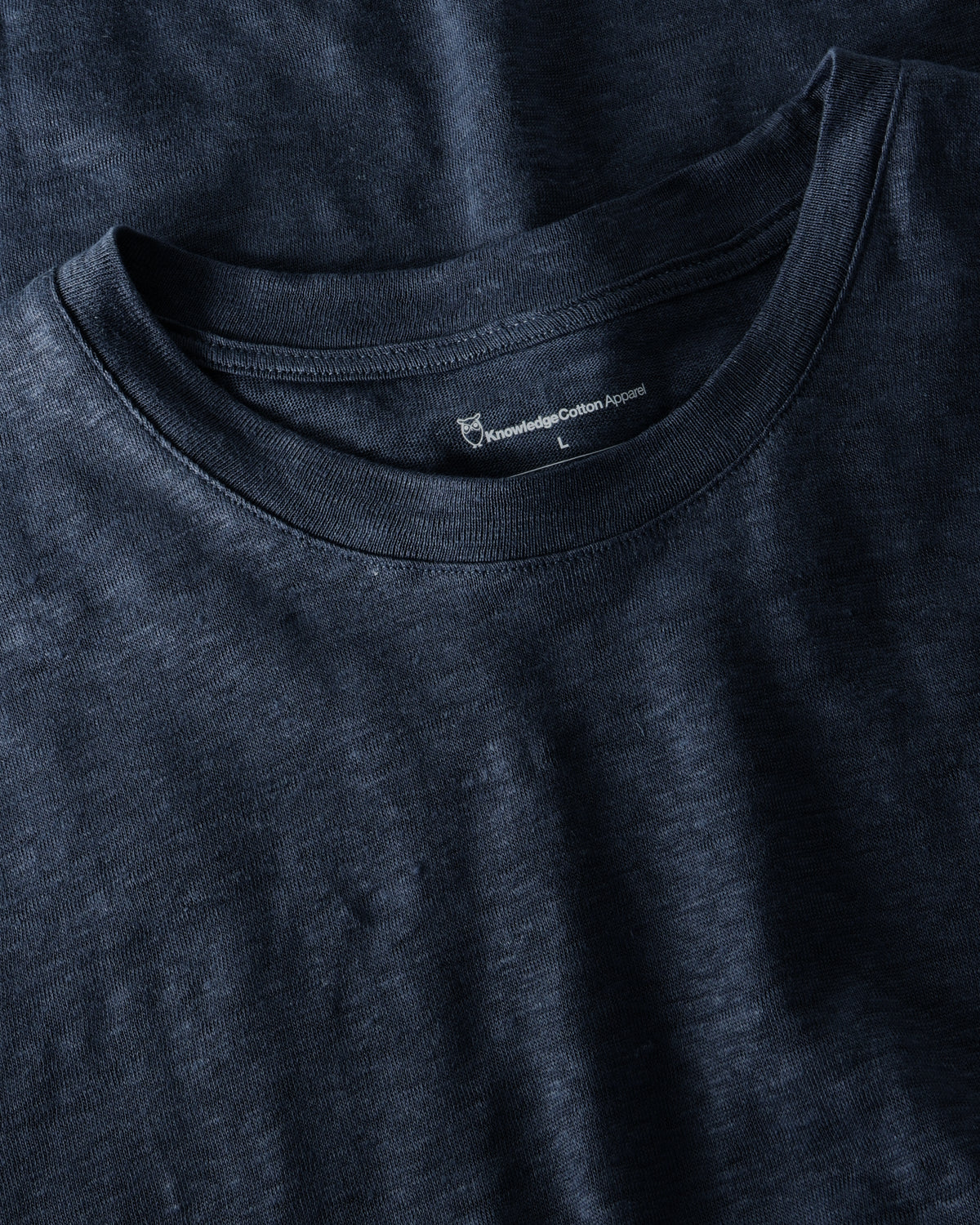 KnowledgeCotton Apparel - MEN Basic t-shirt T-shirts 1001 Total Eclipse