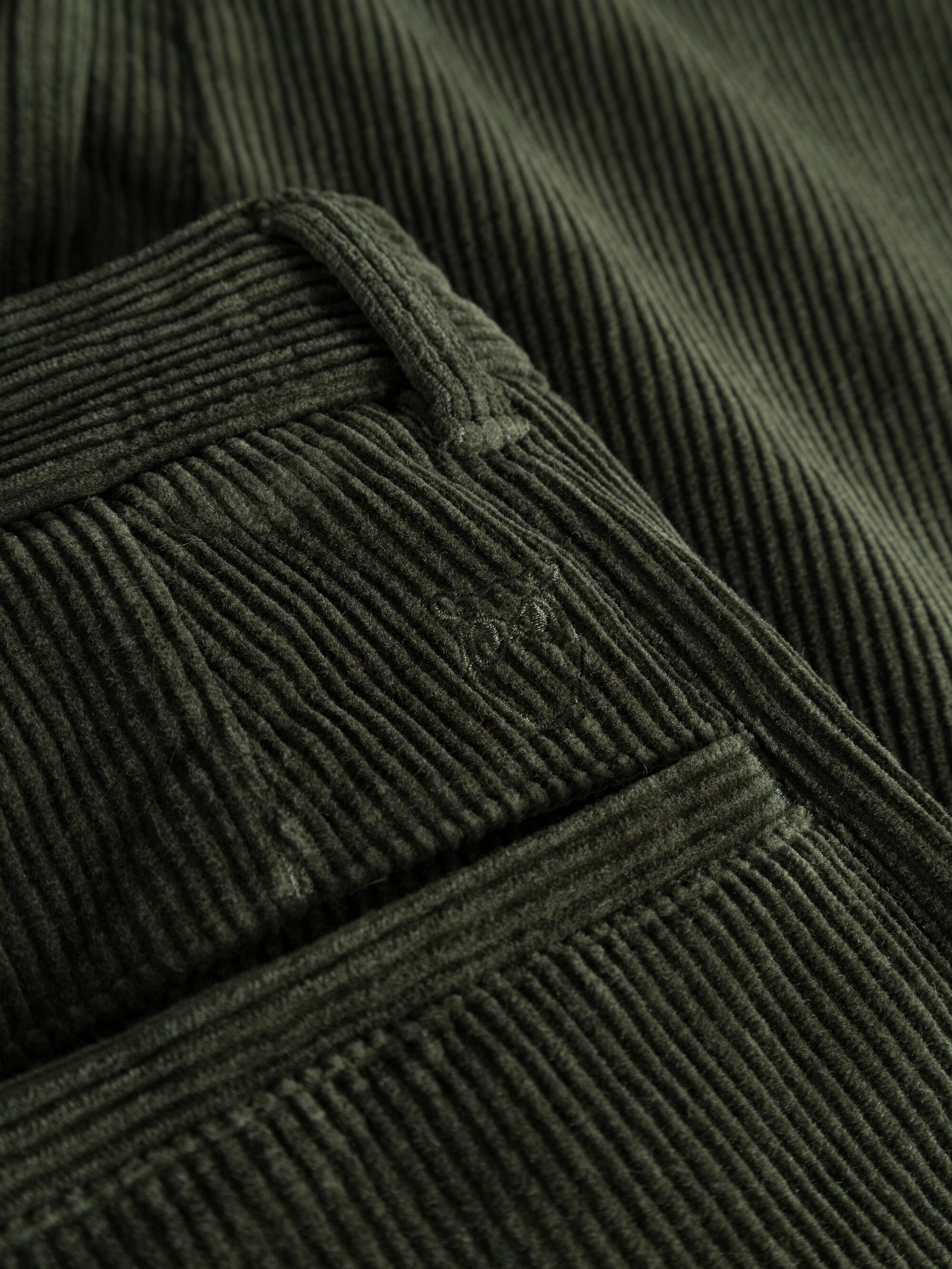 Buy CHUCK regular 8-wales corduroy chino pants - Forrest