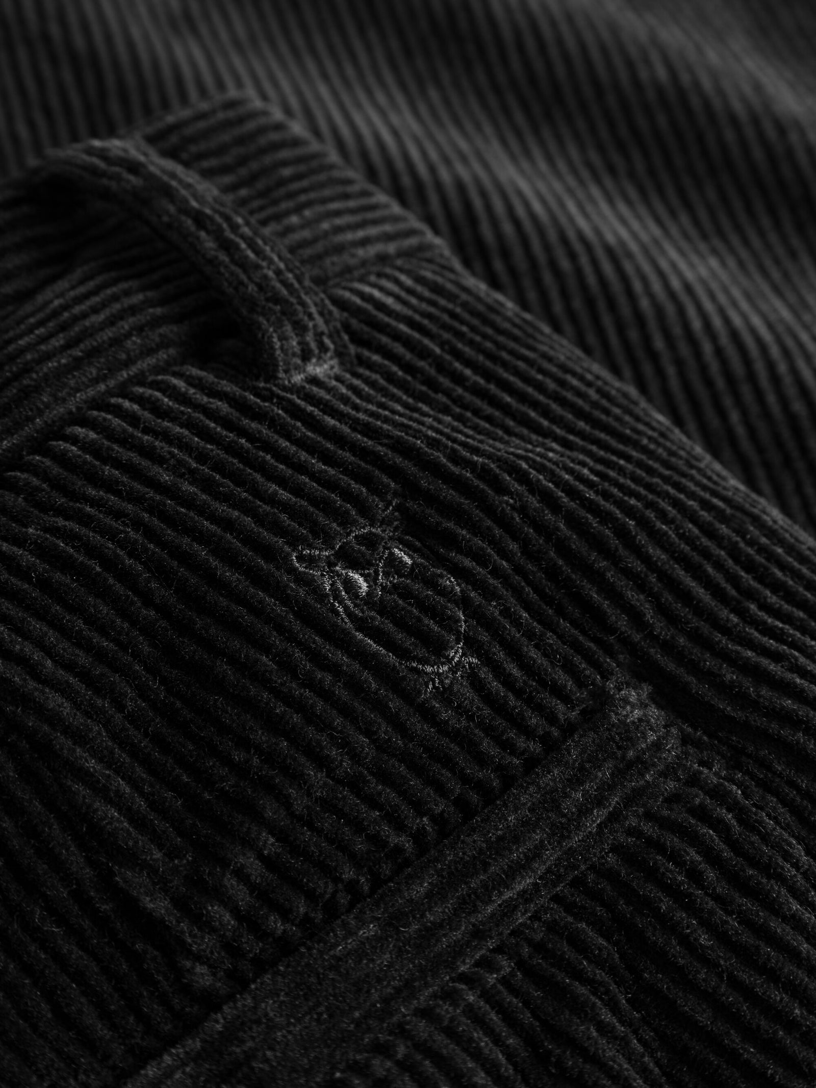 CHUCK regular 8-wales corduroy chino pants - Black Jet