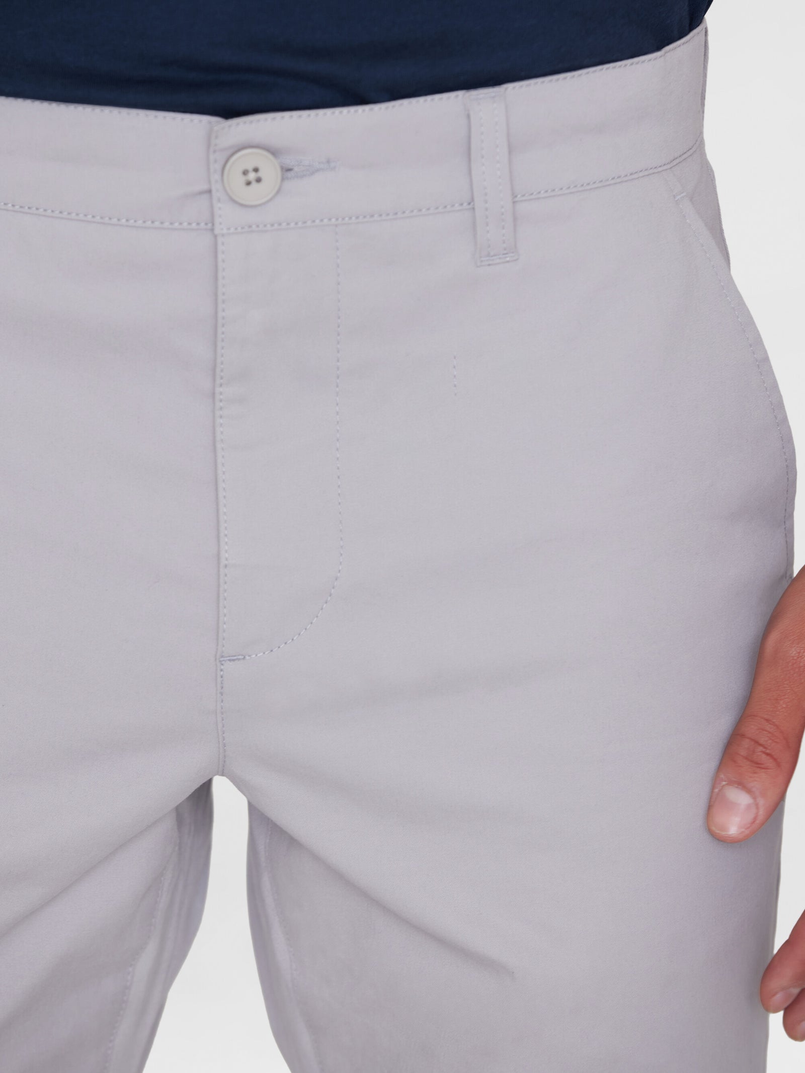 Buy CHUCK regular chino poplin shorts - Alloy - from