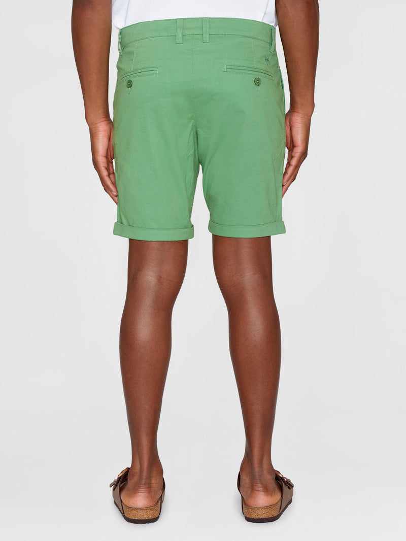 KnowledgeCotton Apparel - MEN CHUCK regular chino poplin shorts Shorts 1454 Shale Green