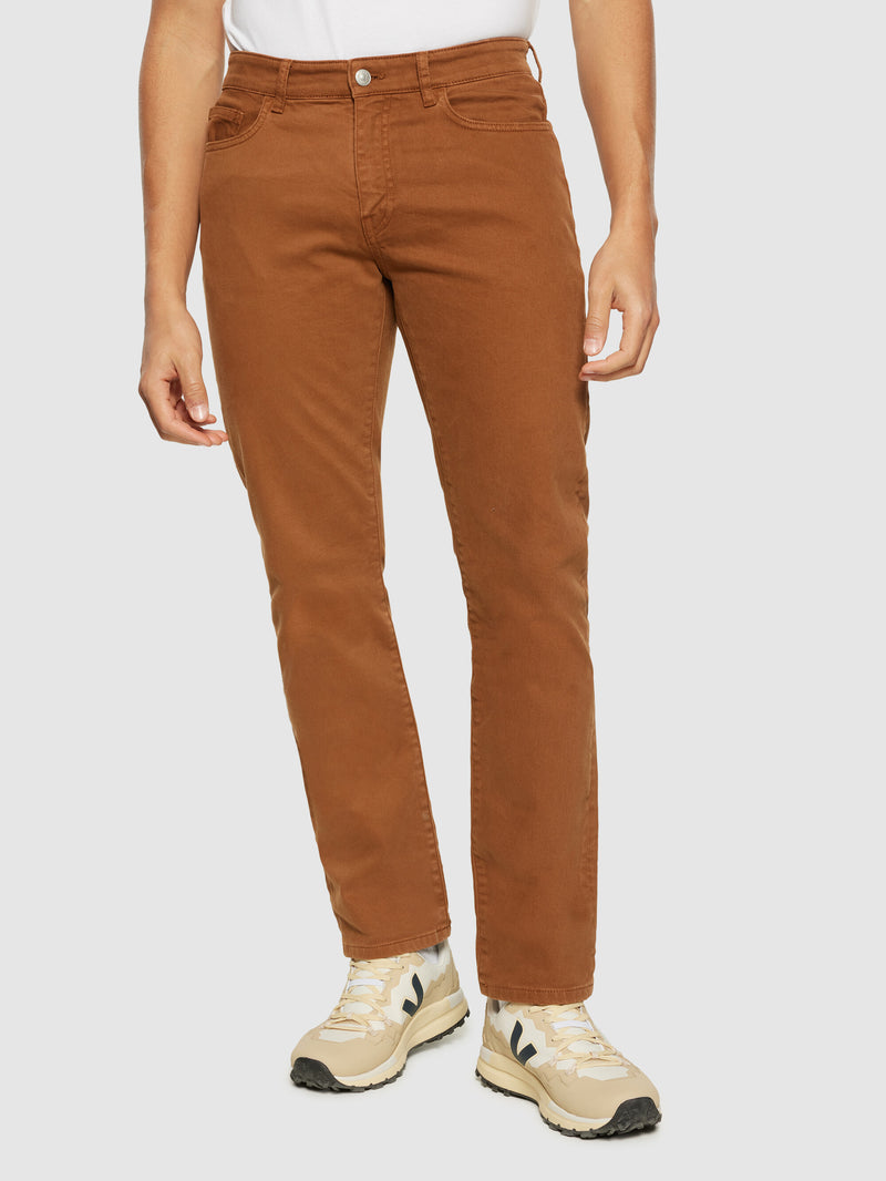 KnowledgeCotton Apparel - MEN CHUCK regular garment dyed 5-pocket pant - GOTS/Vegan Denim jeans 1121 Dachshund