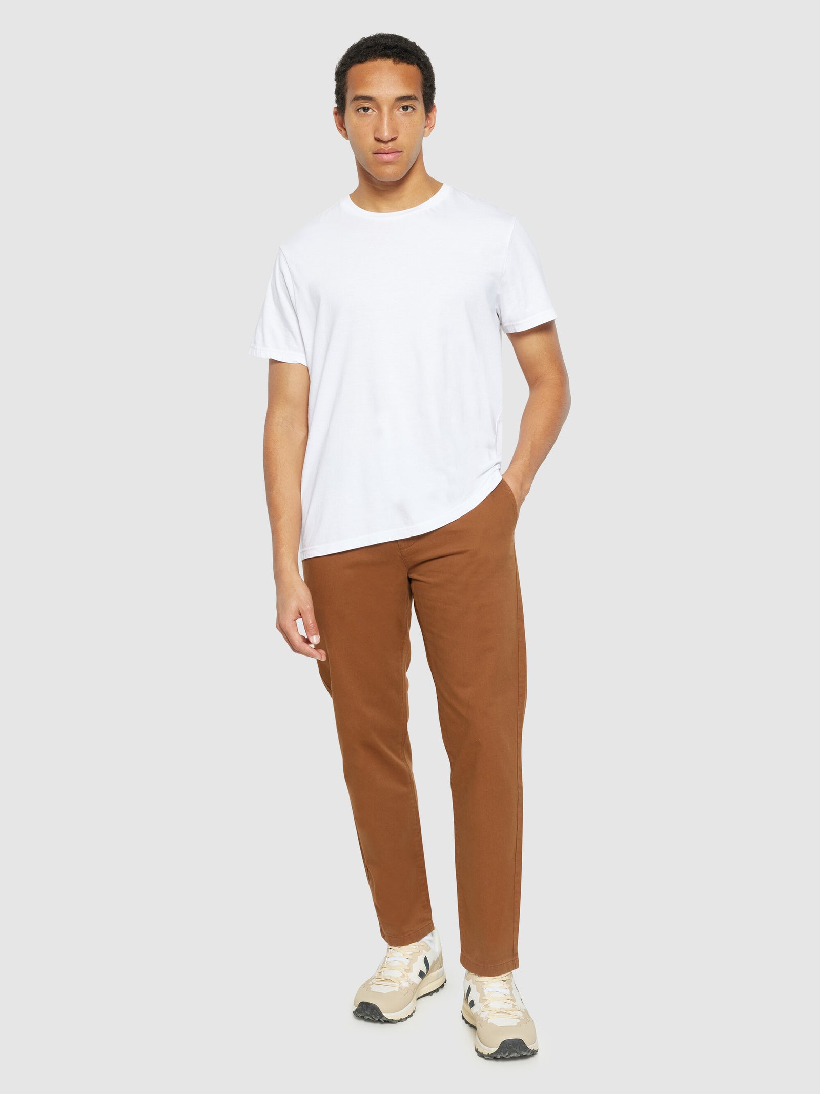 パンツ argue COTTON TWILL BACKER MOV PANTS Cotton Double-Waistband Mid-Rise Trouser in Pants & Shorts