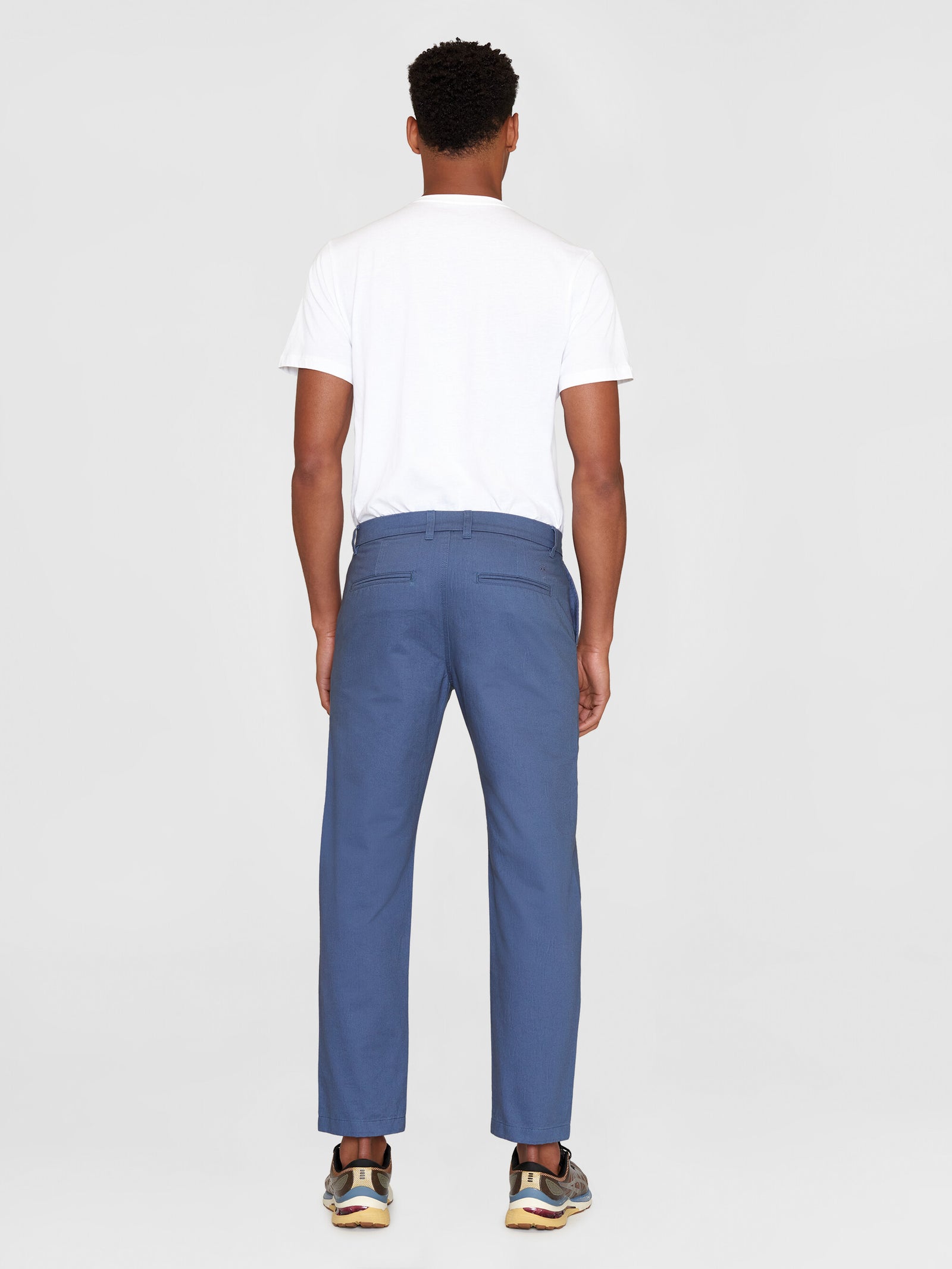 Buy CHUCK regular twill chino pants - Vintage Indigo - from KnowledgeCotton  Apparel®