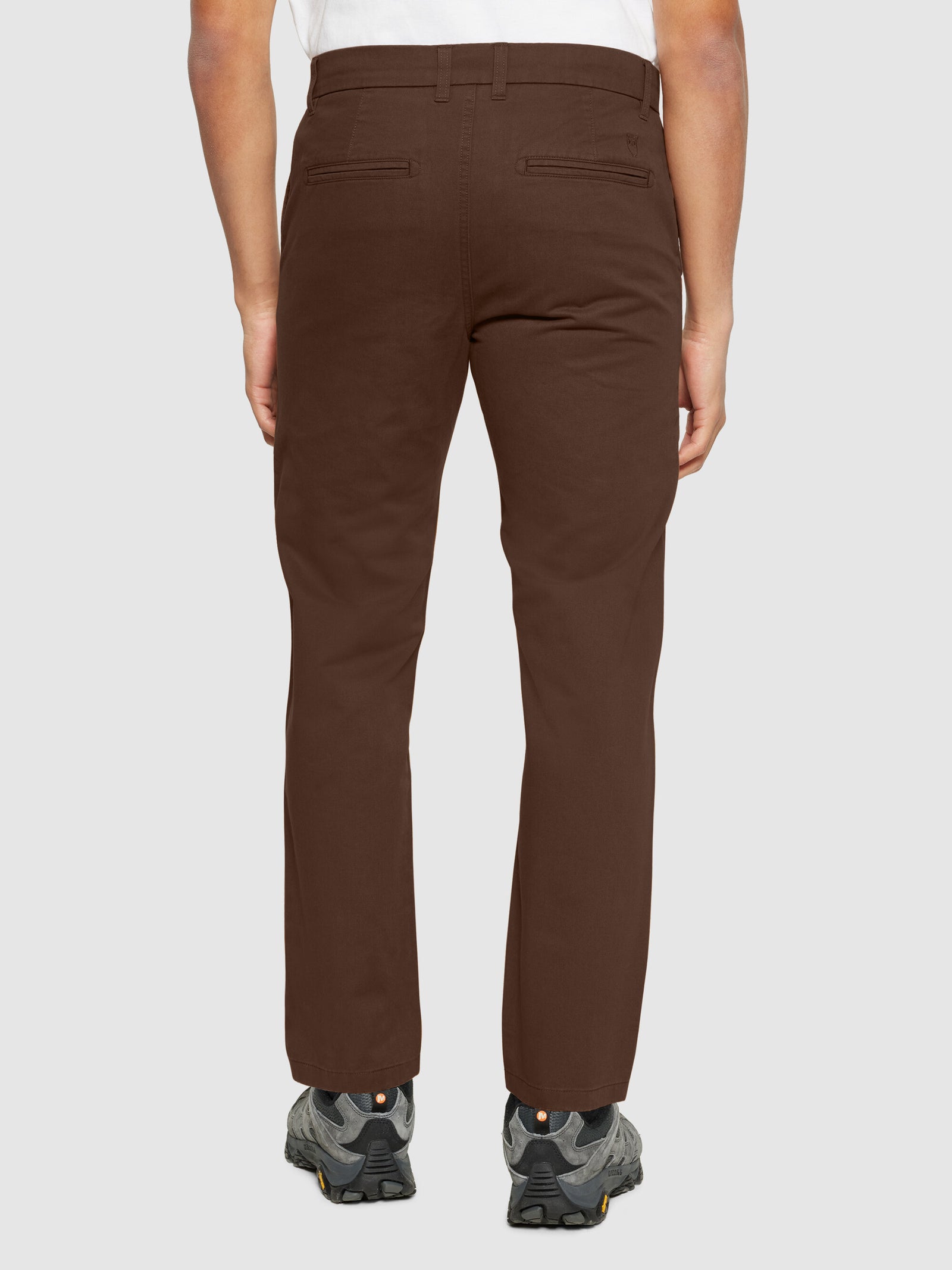CHUCK_regular_twill_chino_pant