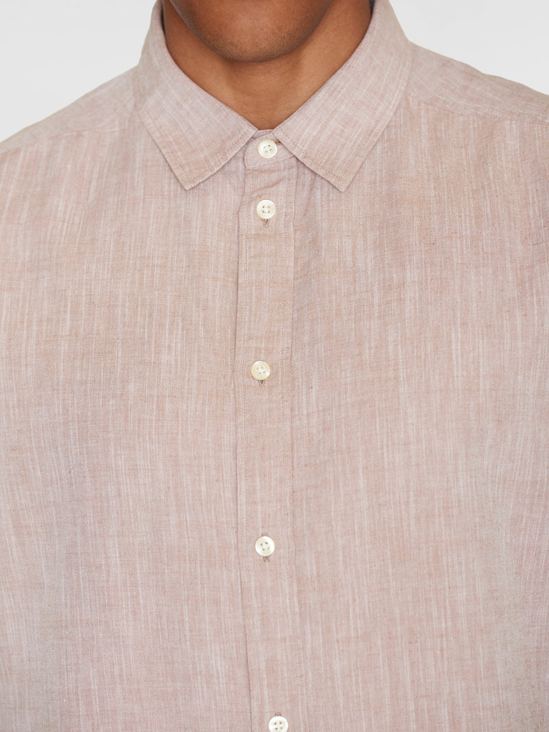 KnowledgeCotton Apparel - MEN Custom fit linen short sleeve shirt Shirts 1437 Chocolate Malt