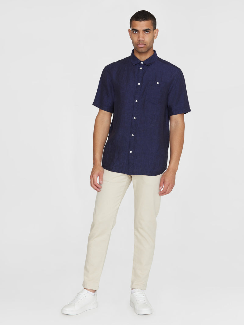 KnowledgeCotton Apparel - MEN Custom fit linen short sleeve shirt Shirts 1450 Yarndyed - Total Eclipse