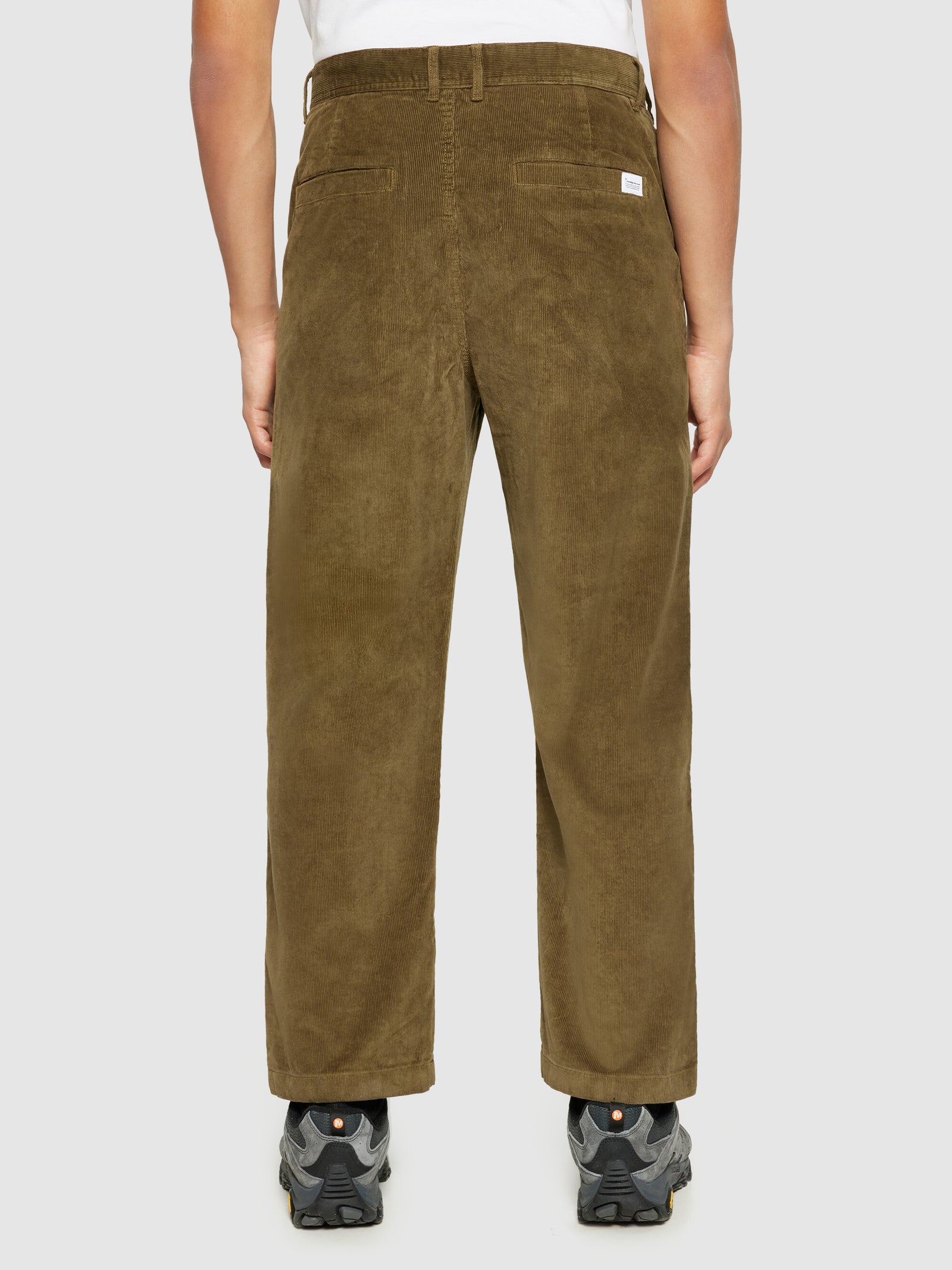 Buy FLINT wide corduroy chino pants - Dark Olive - from KnowledgeCotton  Apparel®