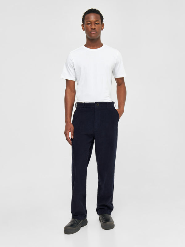 KnowledgeCotton Apparel - MEN FLINT wide corduroy chino pants Pants 1412 Night Sky