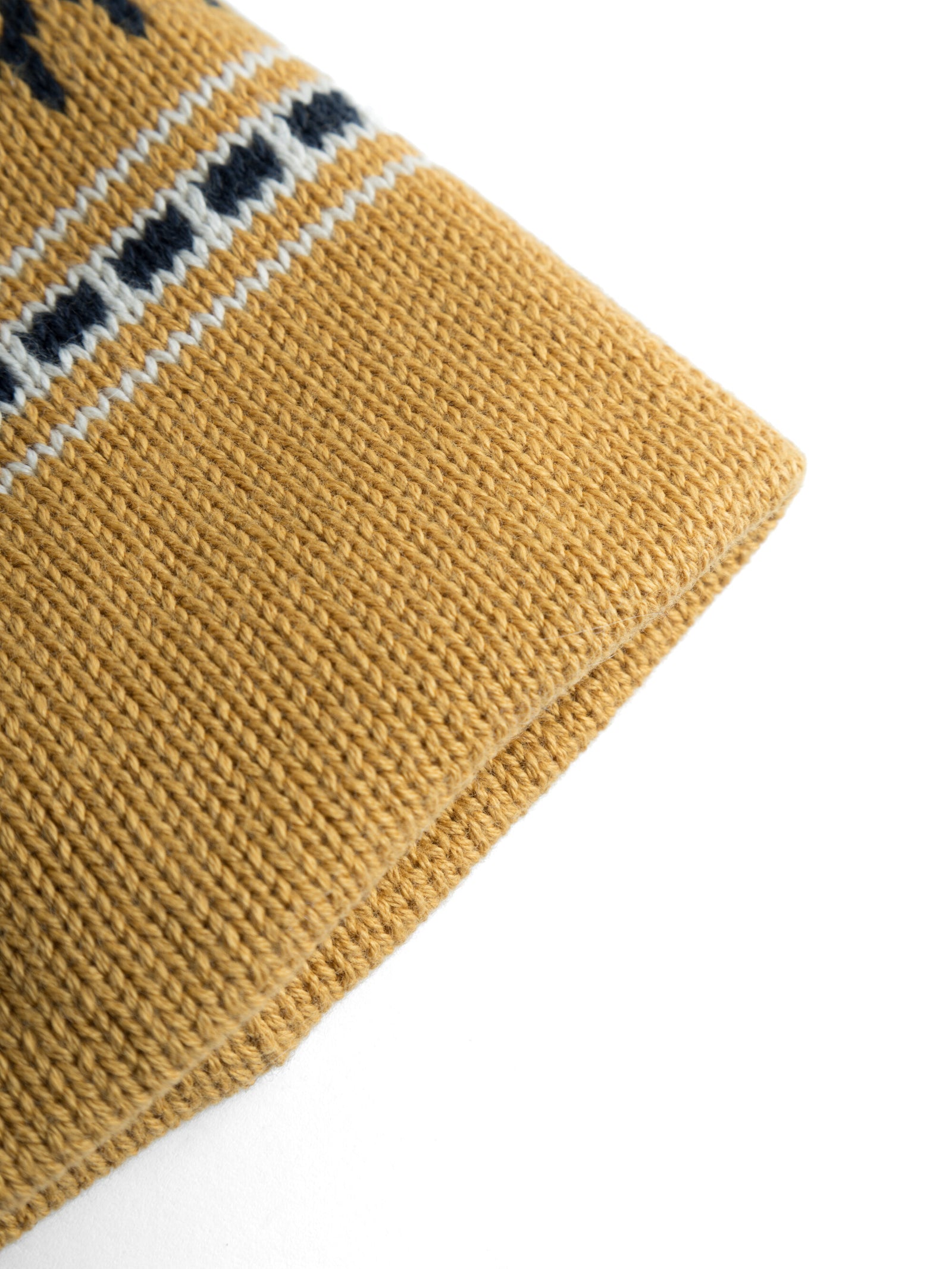 IsecaI Beanie Brown×Yellow Kai_Beanie_Mustard_1_Isolate.