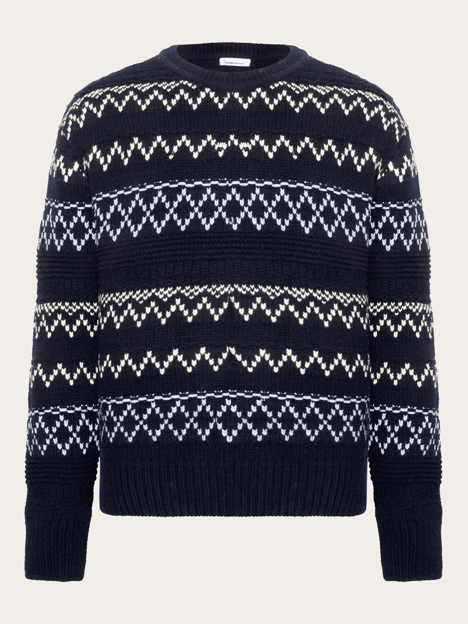Knitted_pattern_crew_neck_-