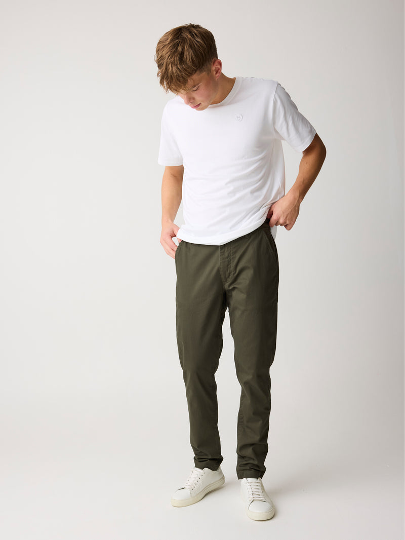 KnowledgeCotton Apparel - MEN LUCA slim twill chino pants Pants 1090 Forrest Night
