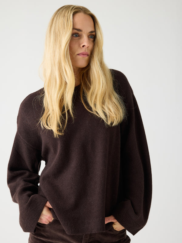 KnowledgeCotton Apparel - WMN Lambswool crew neck sweater Knits 1487 Chocolate Torte