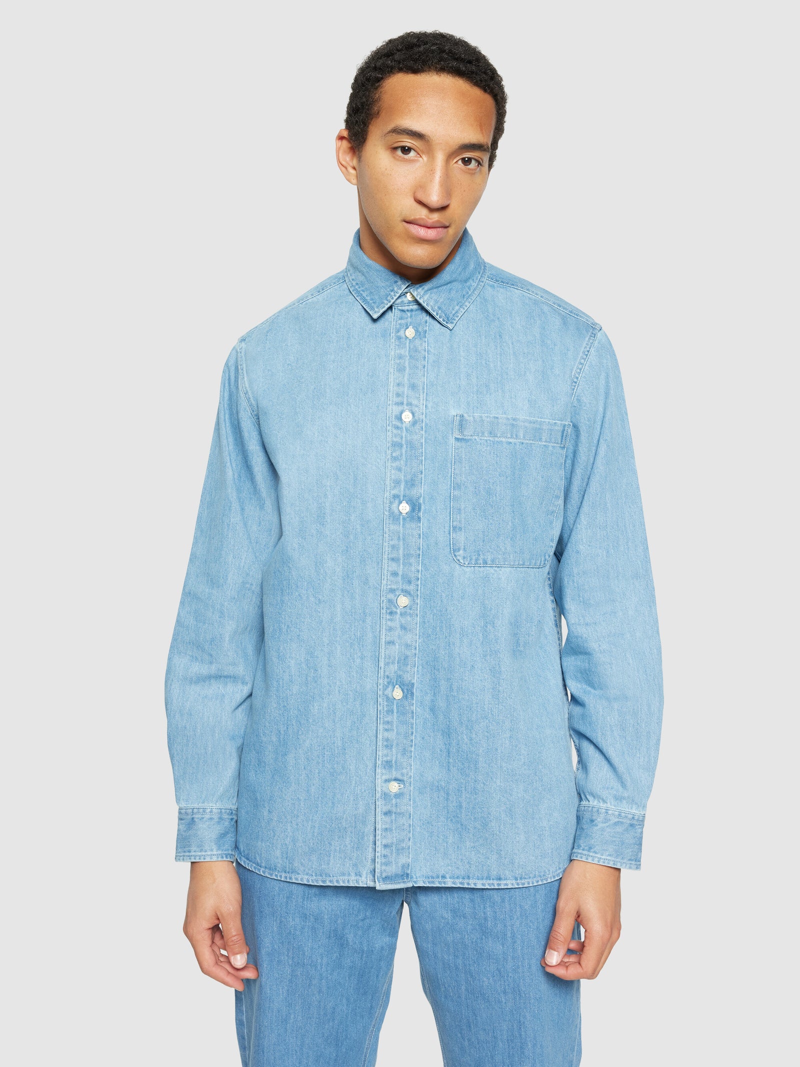 Loose_denim_shirt_-_GOTS_Vegan