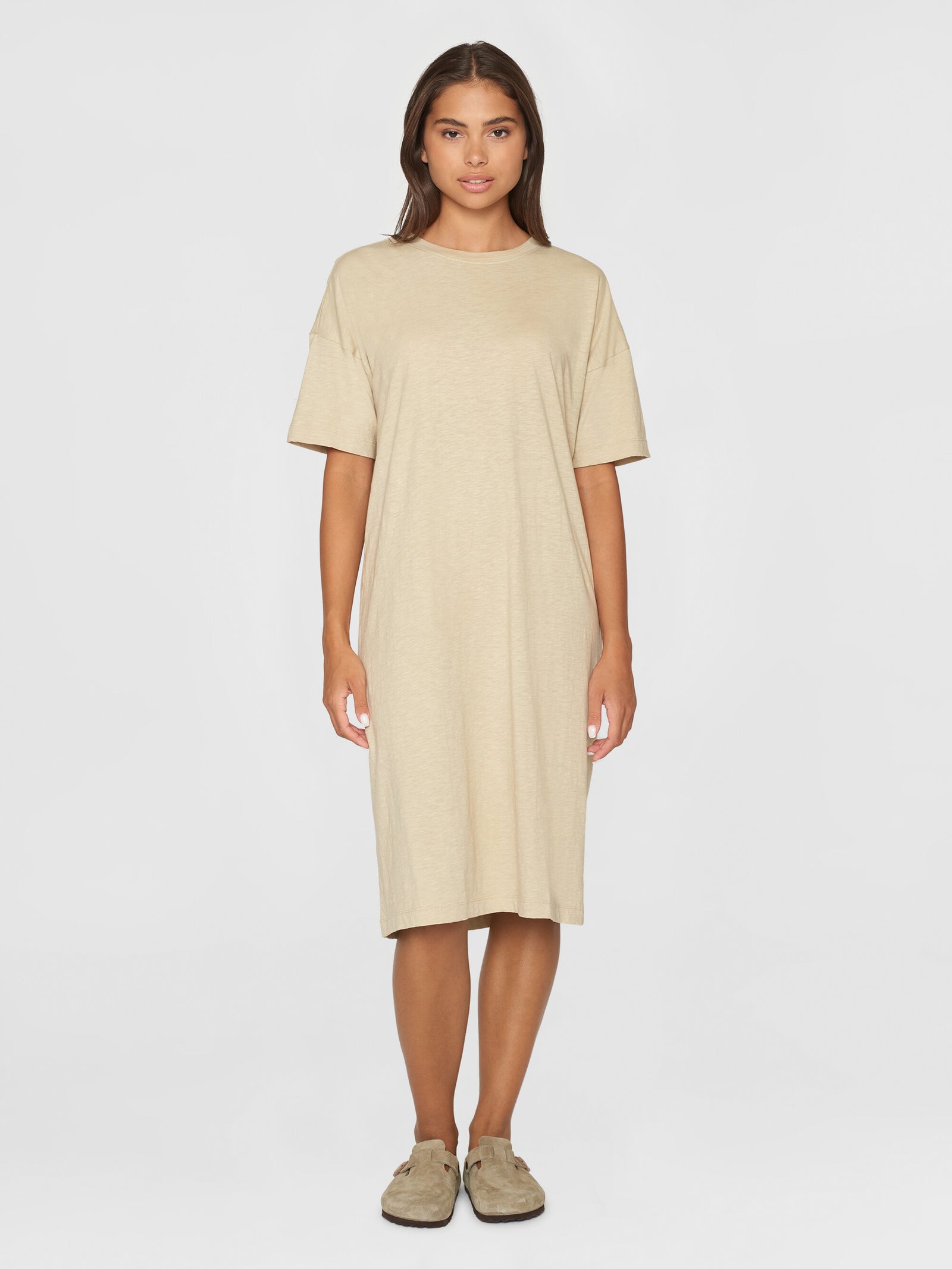 Buy Loose fit midi boat neck jersey dress Light feather gray from KnowledgeCotton Apparel