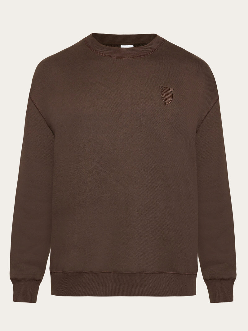 KnowledgeCotton Apparel - MEN Straight fit sweat with embroidery at chest Sweats 1243 Demitasse (brown)