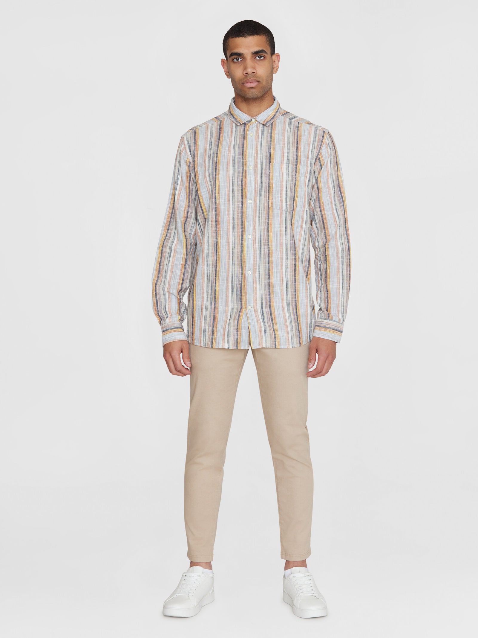 Loose_multicolored_striped_lin