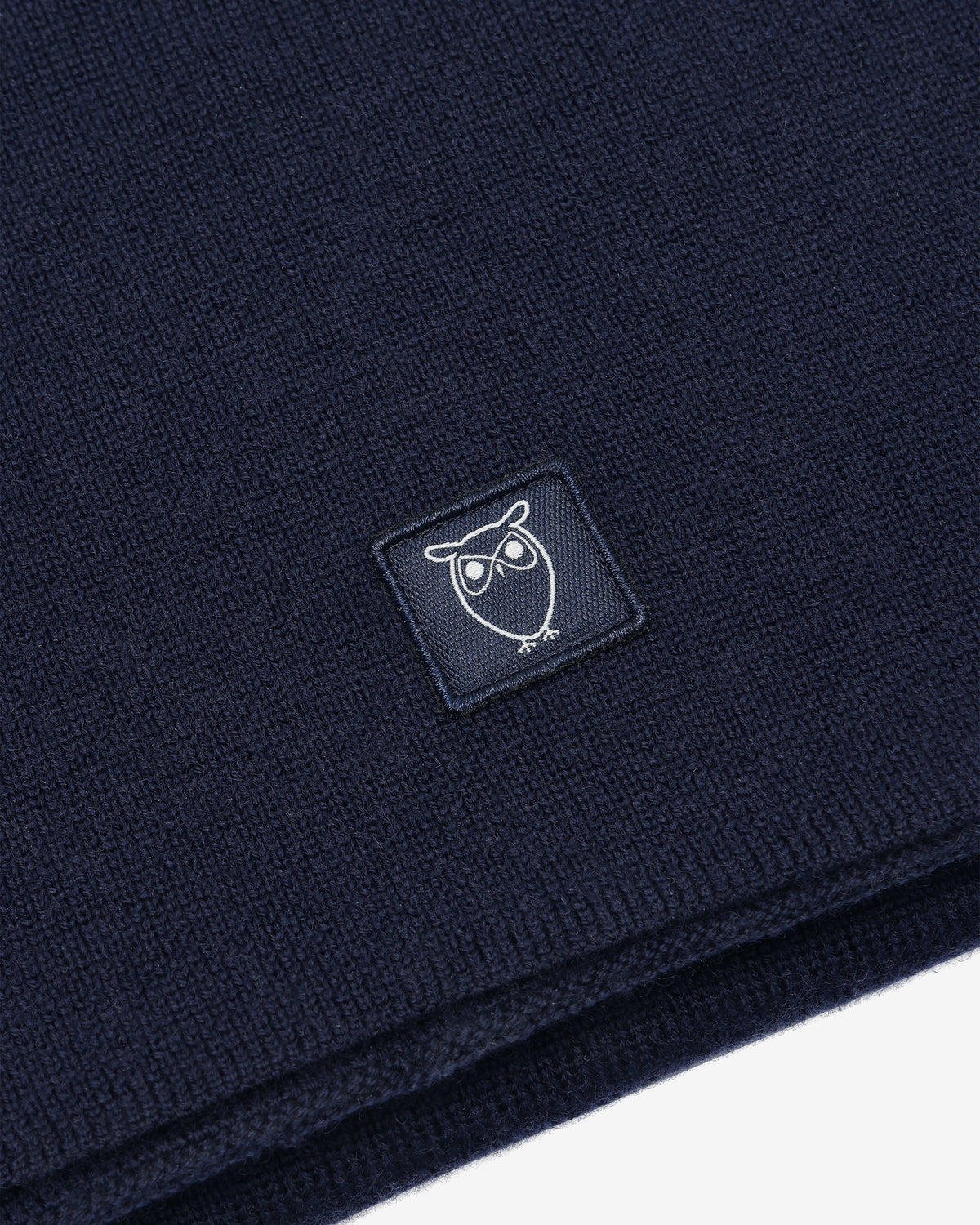 KnowledgeCotton Apparel - UNI Merino badge scarf Scarfs 1001 Total Eclipse