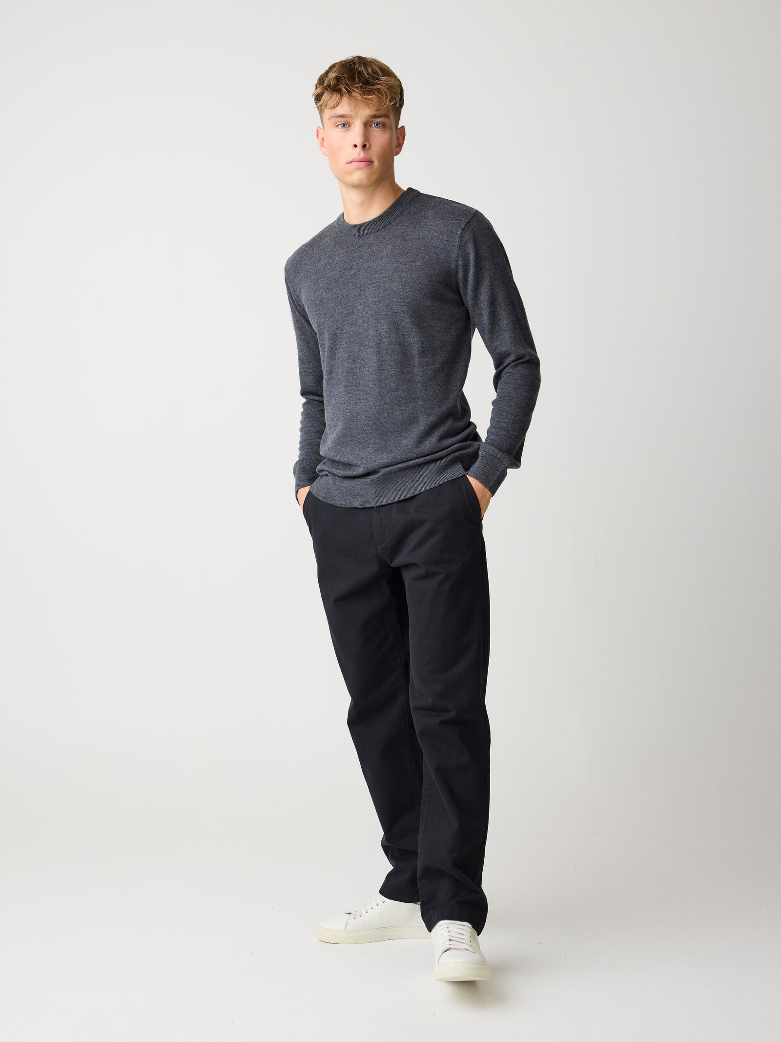 Merino crew neck core sweater - Dark Grey Melange