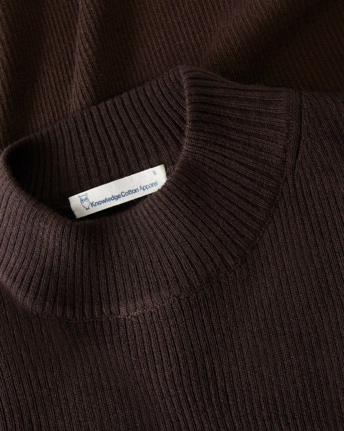KnowledgeCotton Apparel - WMN Merino rib mock neck long sleeve t-shirt Knits 1487 Chocolate Torte