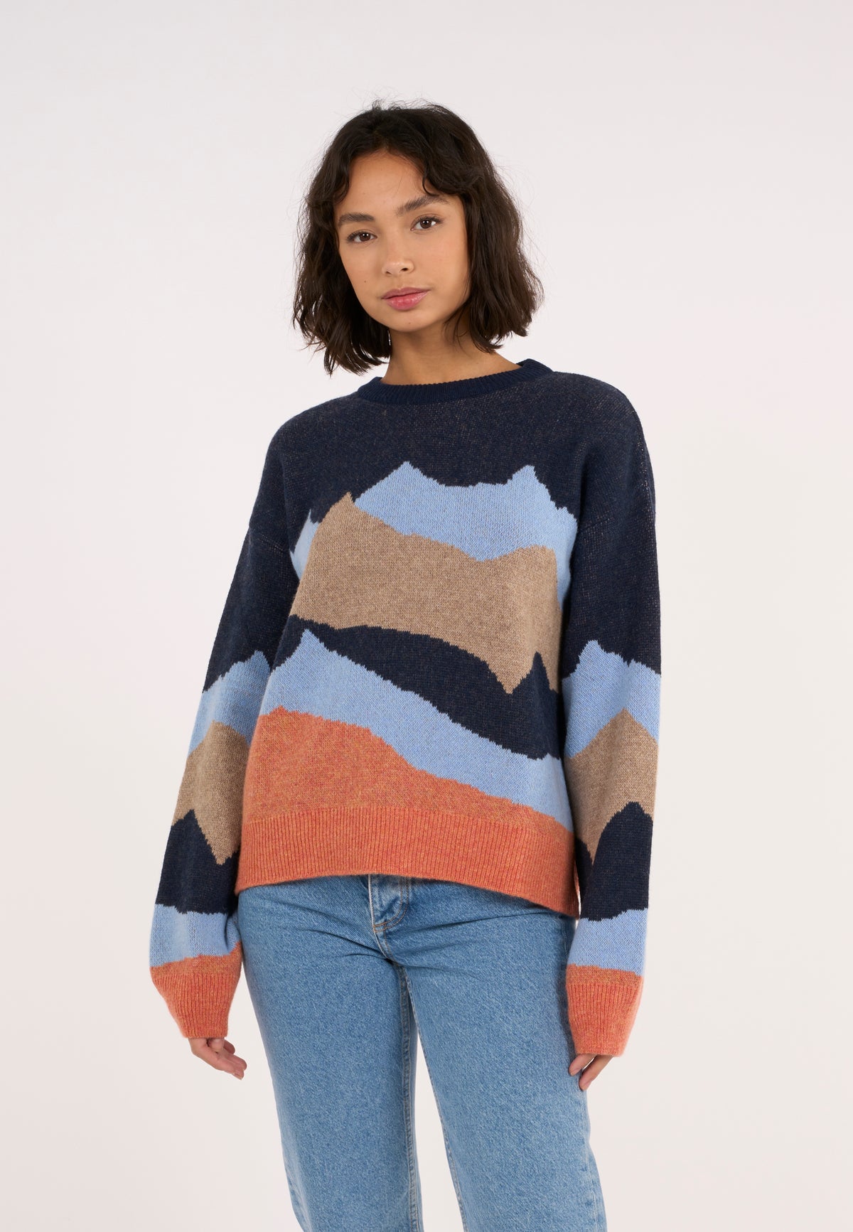 Mountain_crew_neck_knit-Knits-