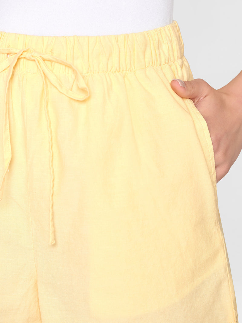 KnowledgeCotton Apparel - WMN POSEY wide mid-rise elastic waist pyjama shorts - GOTS/Vegan Shorts 1352 Impala
