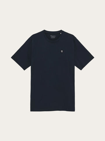 KnowledgeCotton Apparel - MEN Regular fit Badge t-shirt T-shirts 1001 Total Eclipse