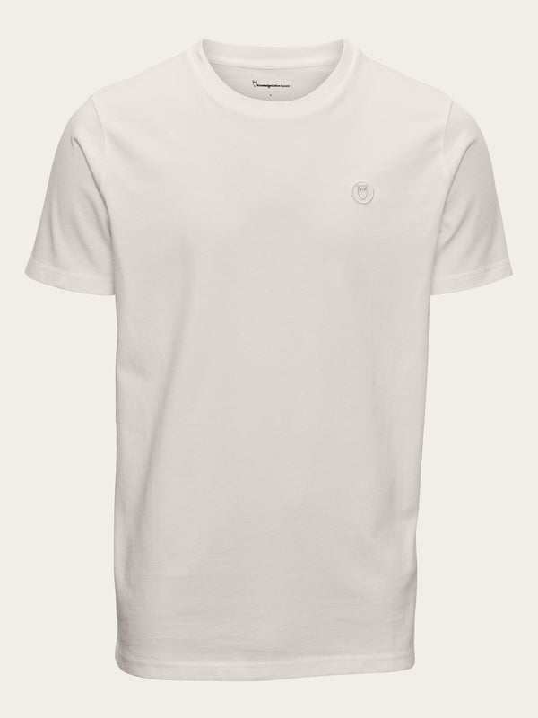 KnowledgeCotton Apparel - MEN Regular fit Badge t-shirt T-shirts 1387 Egret