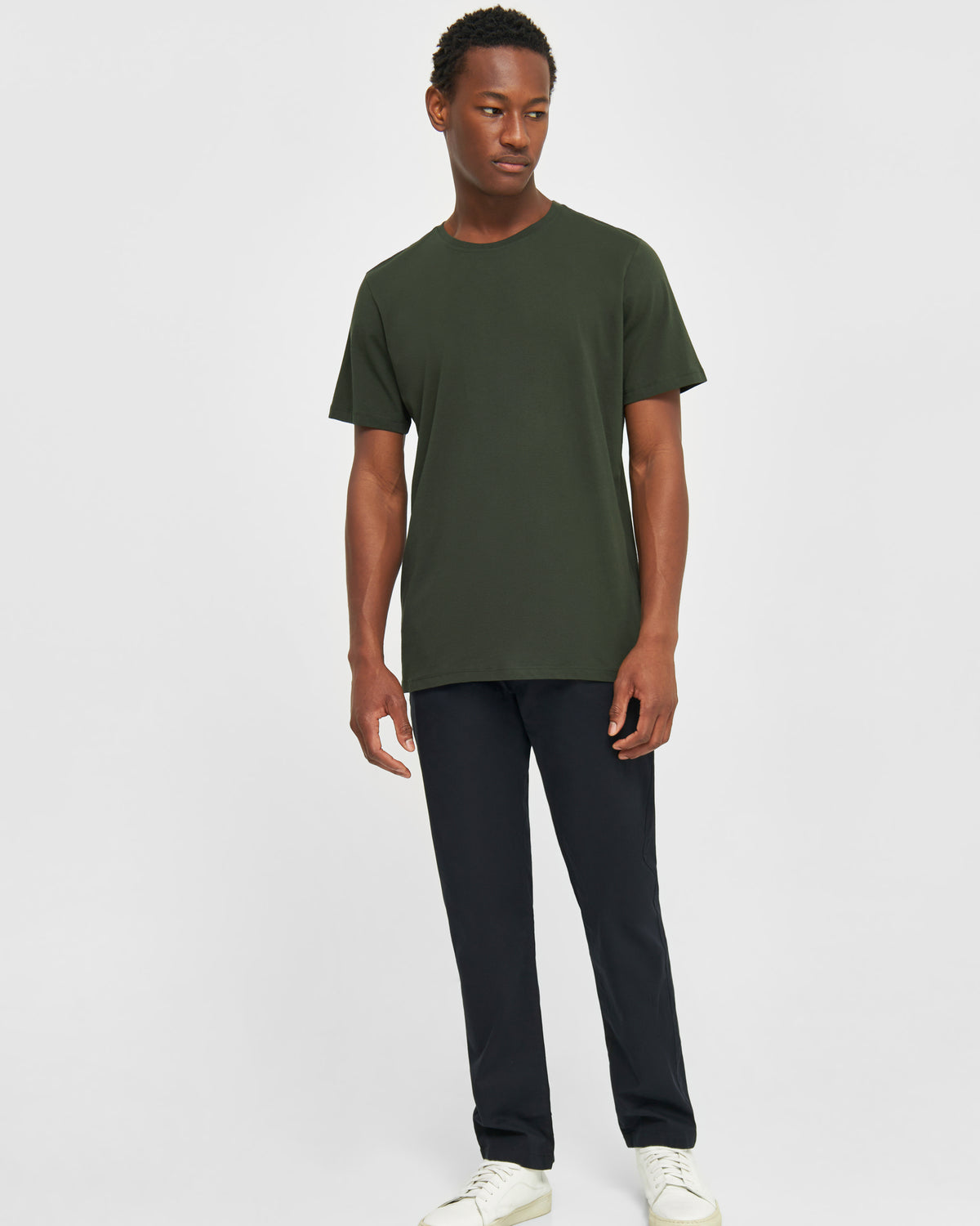 KnowledgeCotton Apparel - MEN Regular fit Basic tee T-shirts 1090 Forest Night