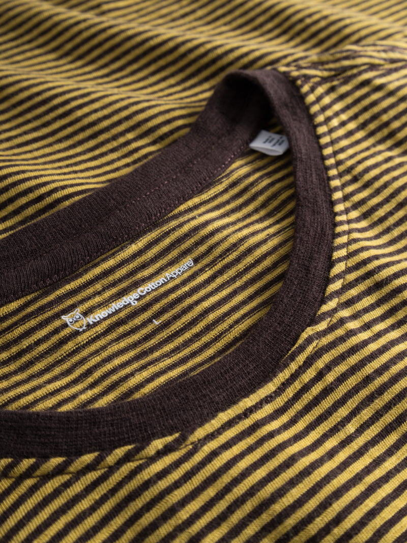 KnowledgeCotton Apparel - MEN Regular fit Striped basic tee T-shirts 8026 Brown stripe