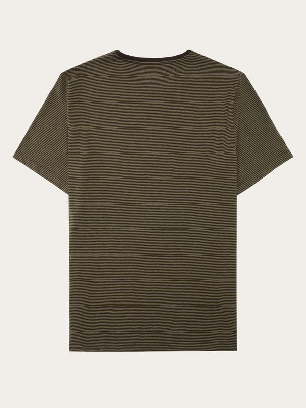 KnowledgeCotton Apparel - MEN Regular fit Striped basic tee T-shirts 8037 Green stripe