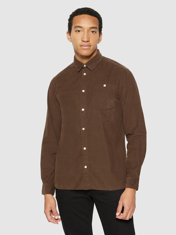 KnowledgeCotton Apparel - MEN Regular fit corduroy shirt Shirts 1243 Demitasse (brown)