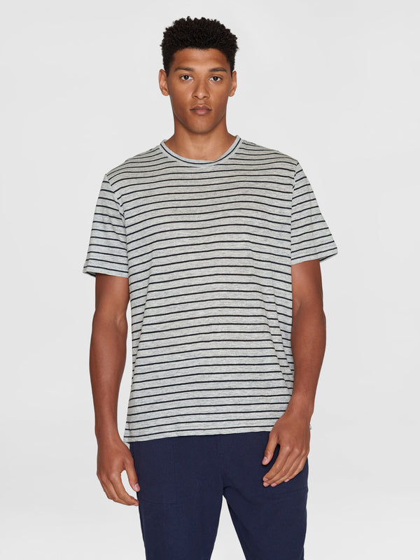 KnowledgeCotton Apparel - MEN Regular linen striped t-shirt - GOTS/VEGAN T-shirts 8031 Grey stripe