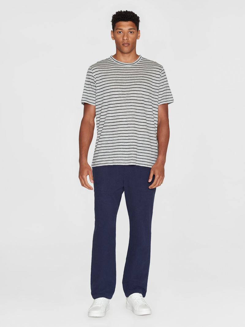 KnowledgeCotton Apparel - MEN Regular linen striped t-shirt - GOTS/VEGAN T-shirts 8031 Grey stripe