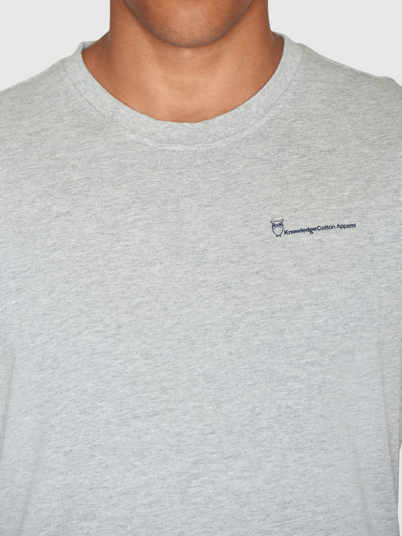 KnowledgeCotton Apparel - MEN Regular trademark chest print t-shirt T-shirts 1012 Grey Melange