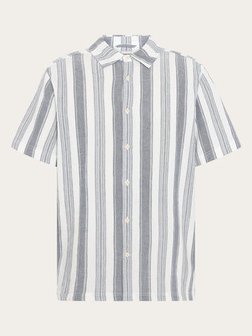 KnowledgeCotton Apparel - MEN Relaxed Stripe short sleeve shirt Shirts 8021 Blue stripe
