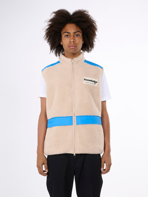 KnowledgeCotton Apparel - MEN Teddy fleece hood vest with rib stop in contrast color Fleeces 9999 Item Colour