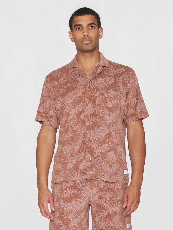 KnowledgeCotton Apparel - MEN Terry loose printed short sleeve shirt Shirts 9926 Brown