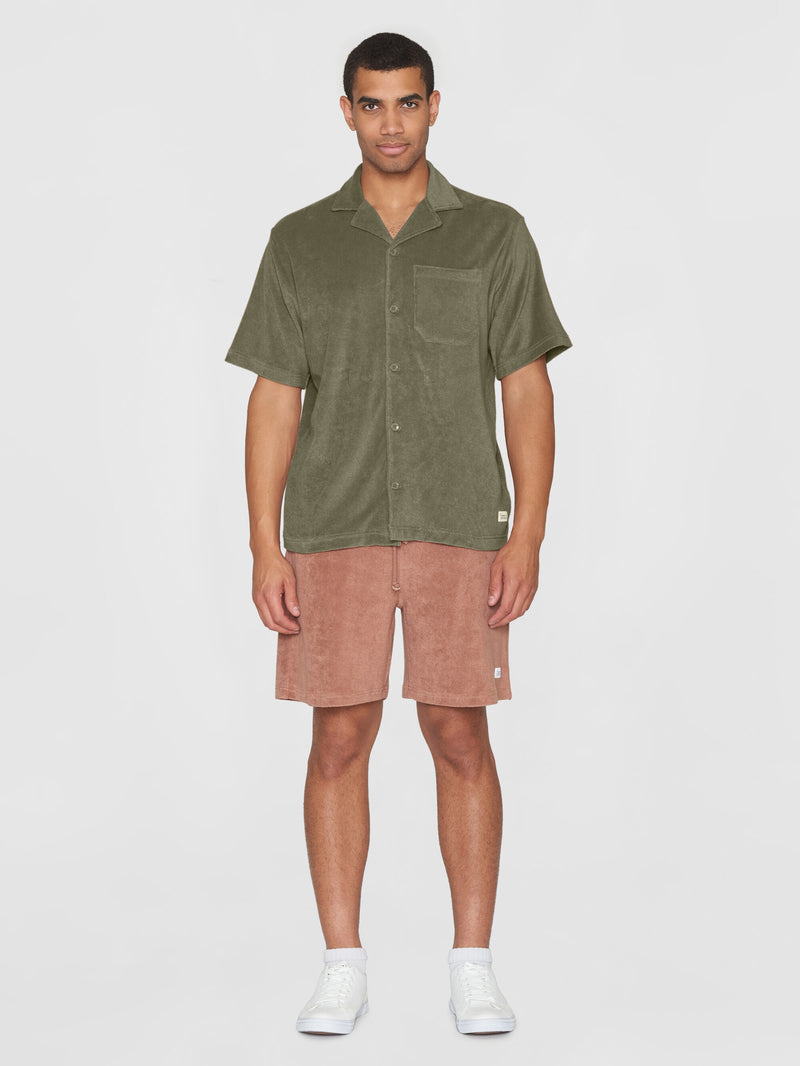KnowledgeCotton Apparel - MEN Terry loose short sleeve shirt Shirts 1068 Burned Olive