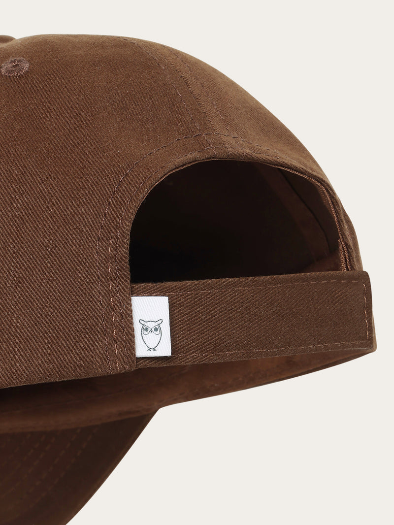 KnowledgeCotton Apparel - UNI Twill baseball cap - GOTS/Vegan Caps 1243 Demitasse (brown)