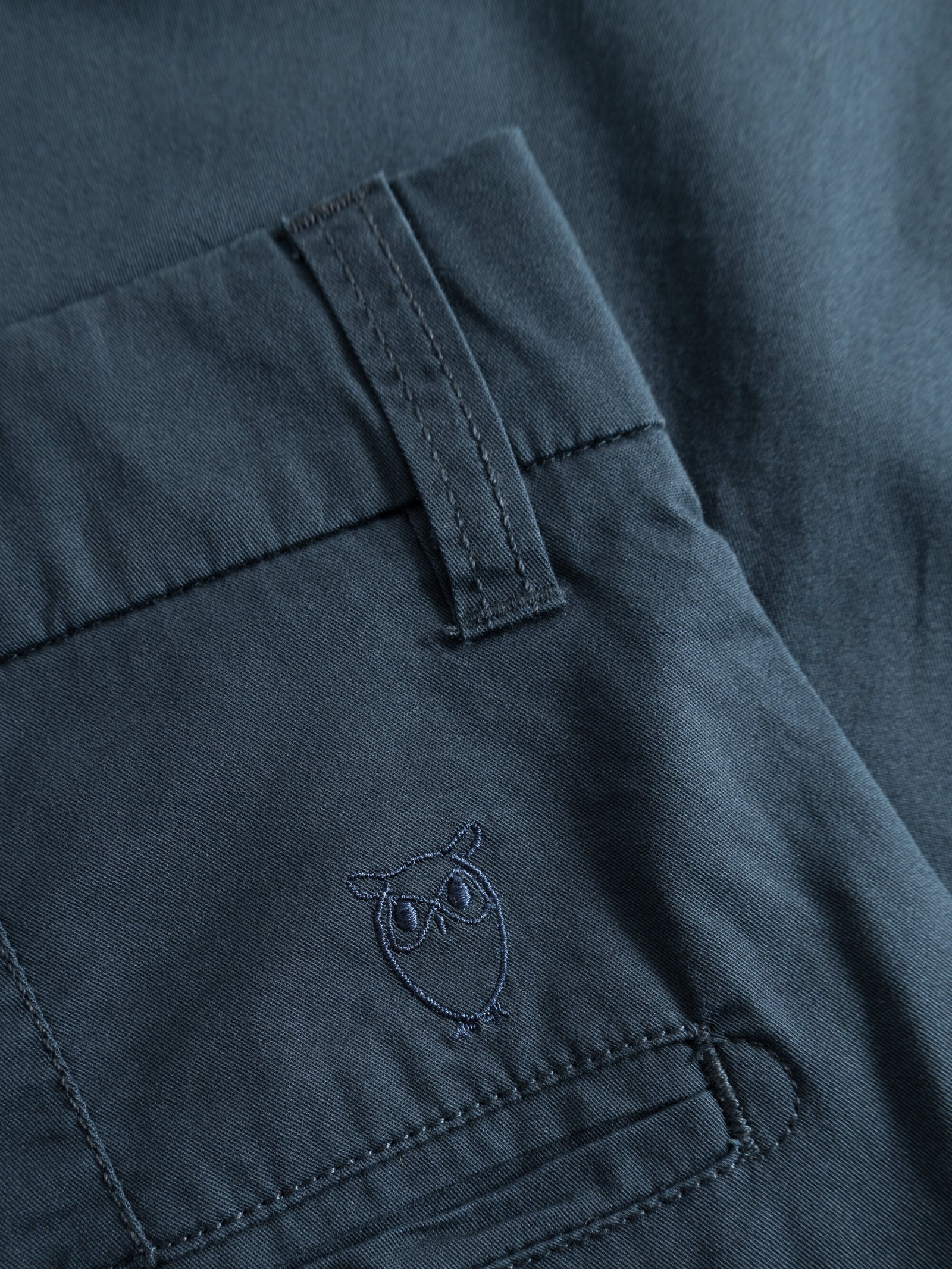 Buy CHUCK regular chino poplin pant - Total Eclipse - from