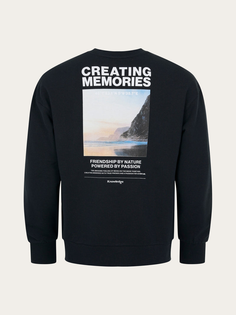 KnowledgeCotton Apparel - MEN Loose crew neck with photo print at chest and back Sweats 1300 Black Jet