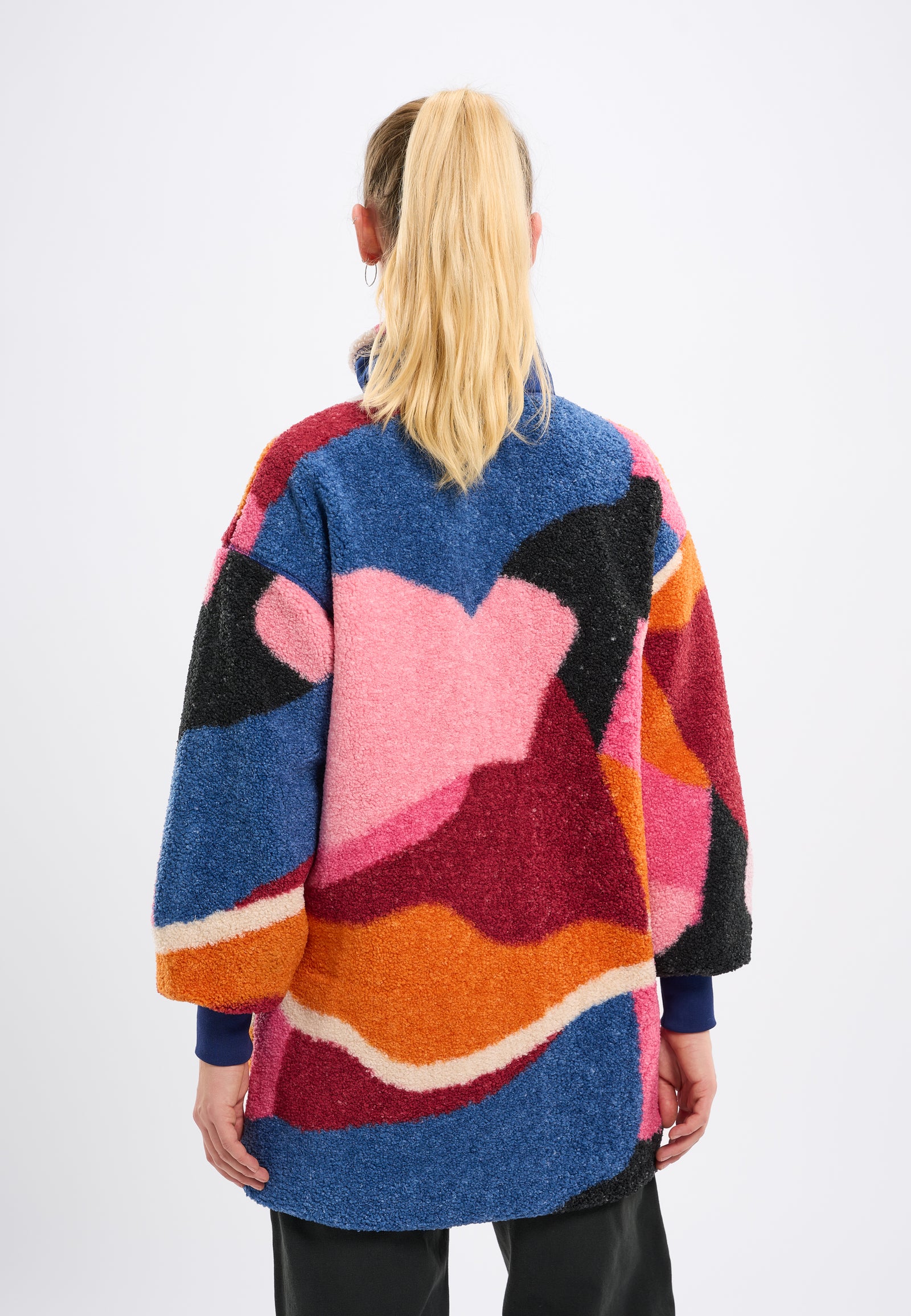 Oversized_printed_teddy_zip-