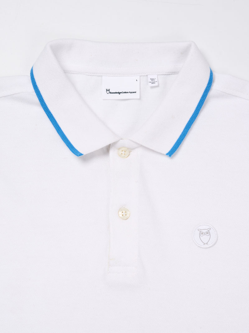 KnowledgeCotton Apparel - MEN Polo with badge and contract stripe at rib Polos 1010 Bright White