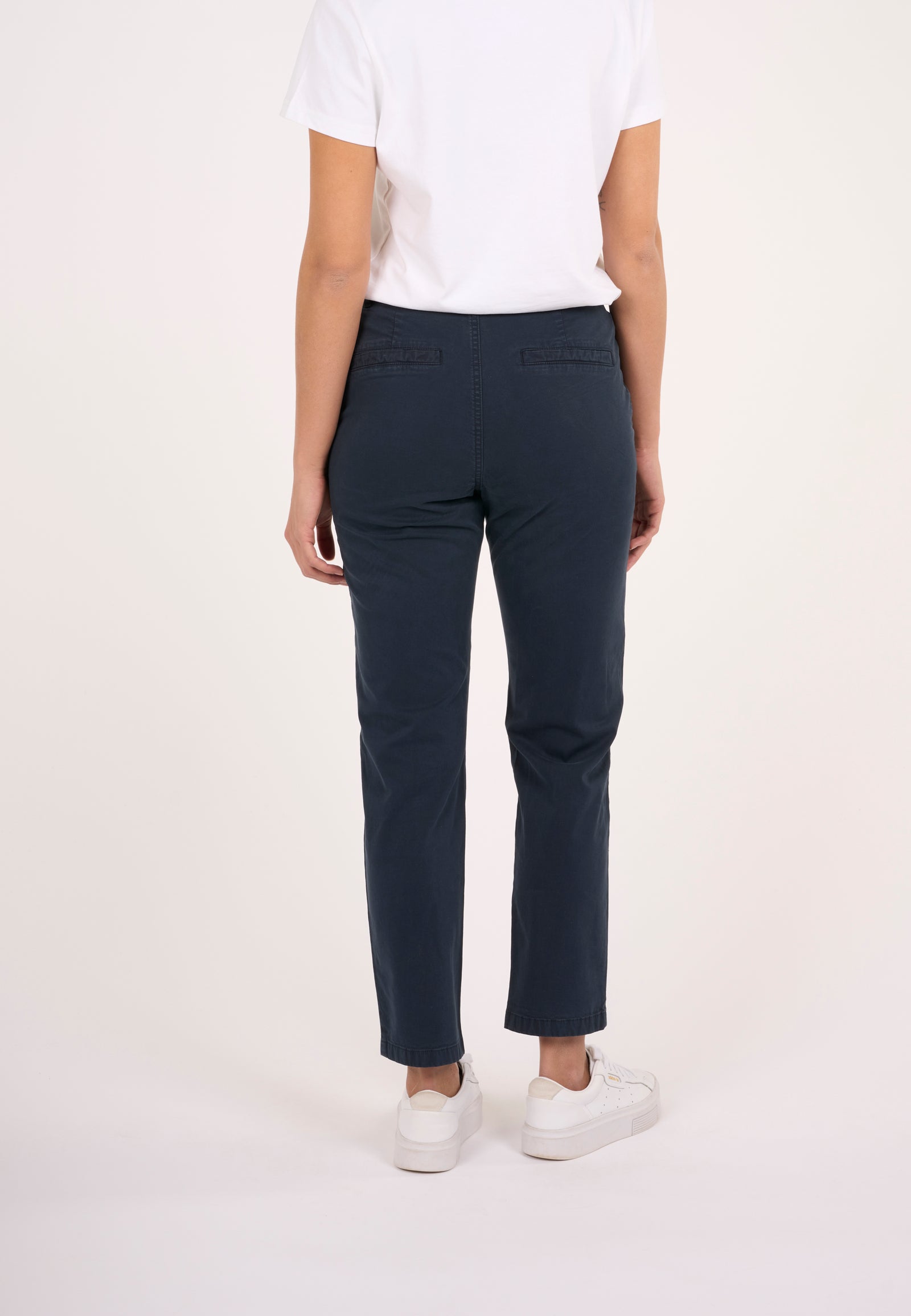 Buy WILLOW regular cropped poplin chino - Total Eclipse - from  KnowledgeCotton Apparel®